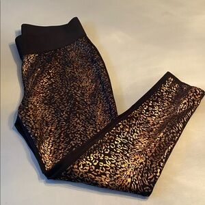 Nygard Slims Black Leggings with metallic cheetah print size 18 20